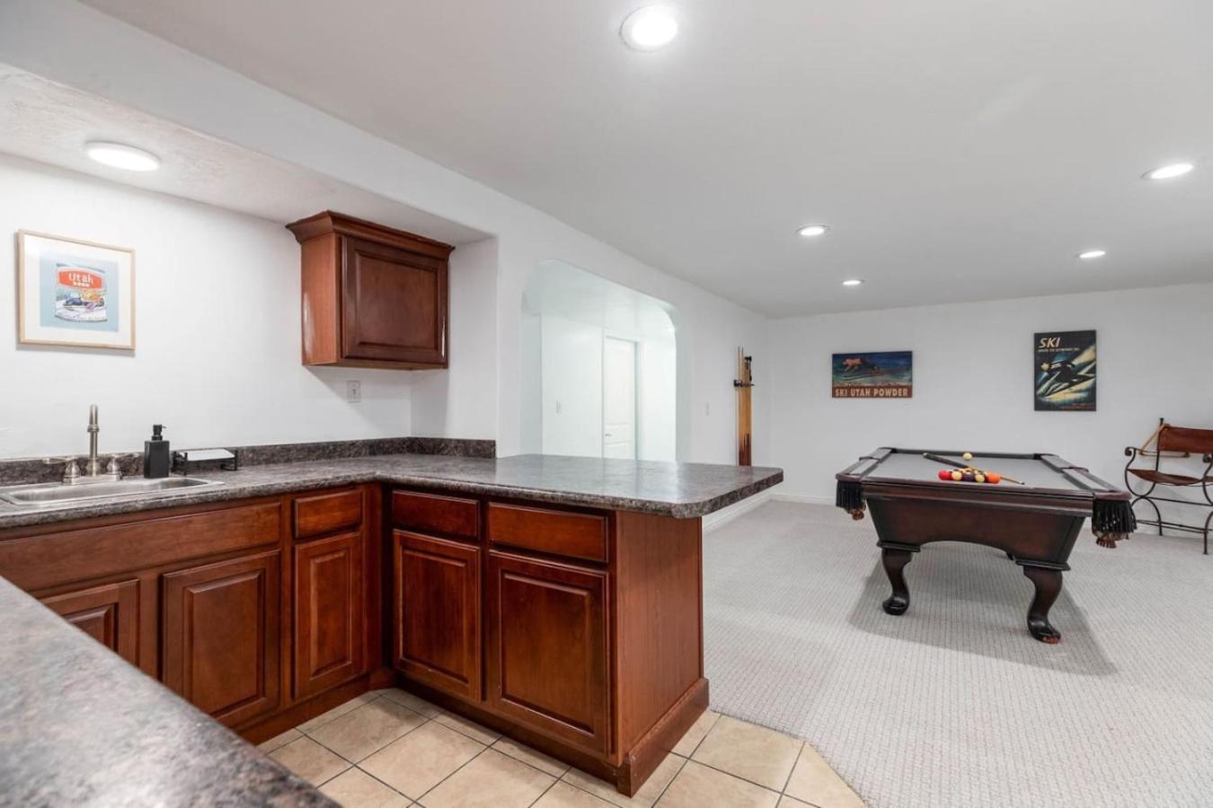 Oasis In The City Hot Tub, Pool Table, Koi Pond Salt Lake City Exterior foto