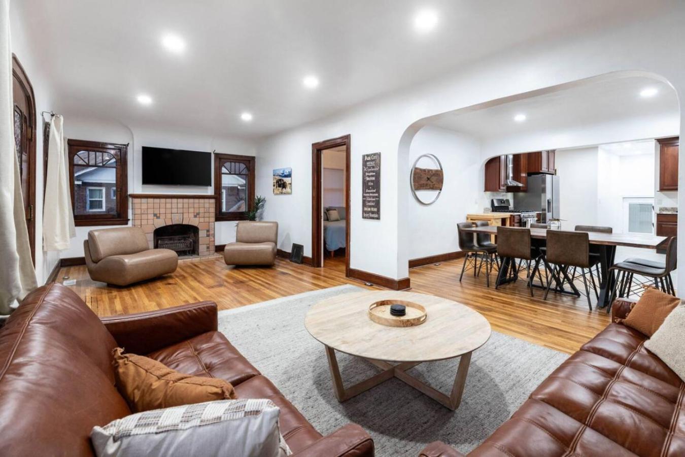Oasis In The City Hot Tub, Pool Table, Koi Pond Salt Lake City Exterior foto